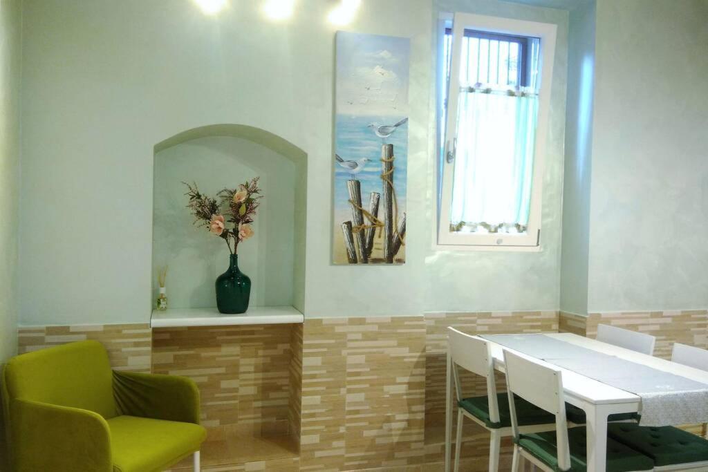 הוילה מנפרדוניה Domus Elegans In Centro מראה חיצוני תמונה
