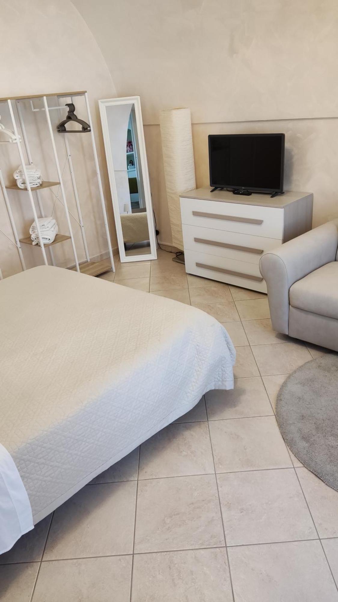 הוילה מנפרדוניה Domus Elegans In Centro מראה חיצוני תמונה